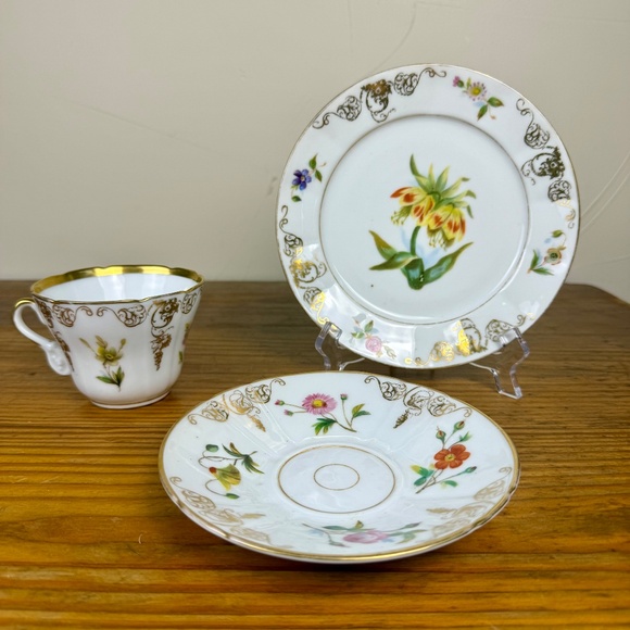 Vintage European Bone China Tea Trio – Floral Gold Filigree | Cup Saucer Plate - Picture 6 of 9